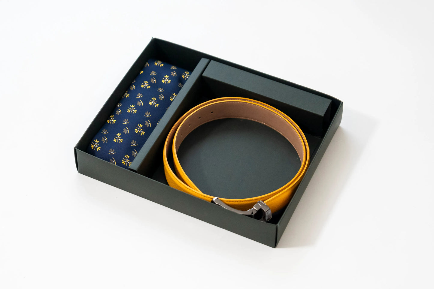 ベルトネクタイセット 黄